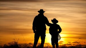 Dad: 4 Effective Ways to Strengthen Your Bond with Your Child